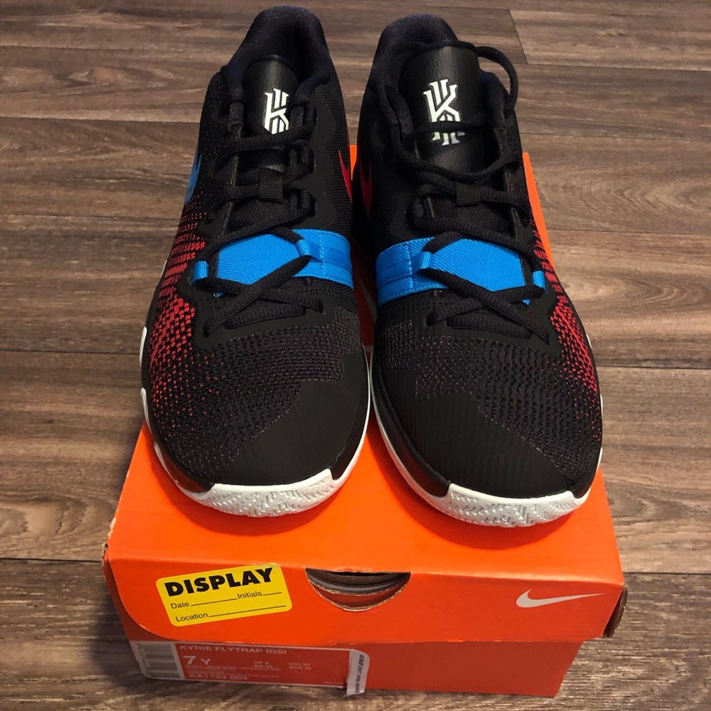 Nike Kyrie Flytrap